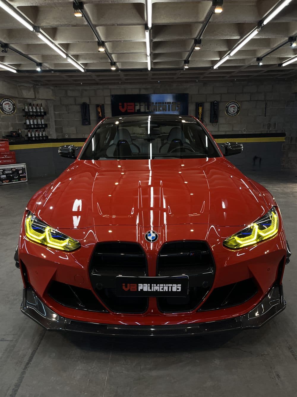 BMW M3 vermelha. Polimento e vitrificação na V8 Polimentos