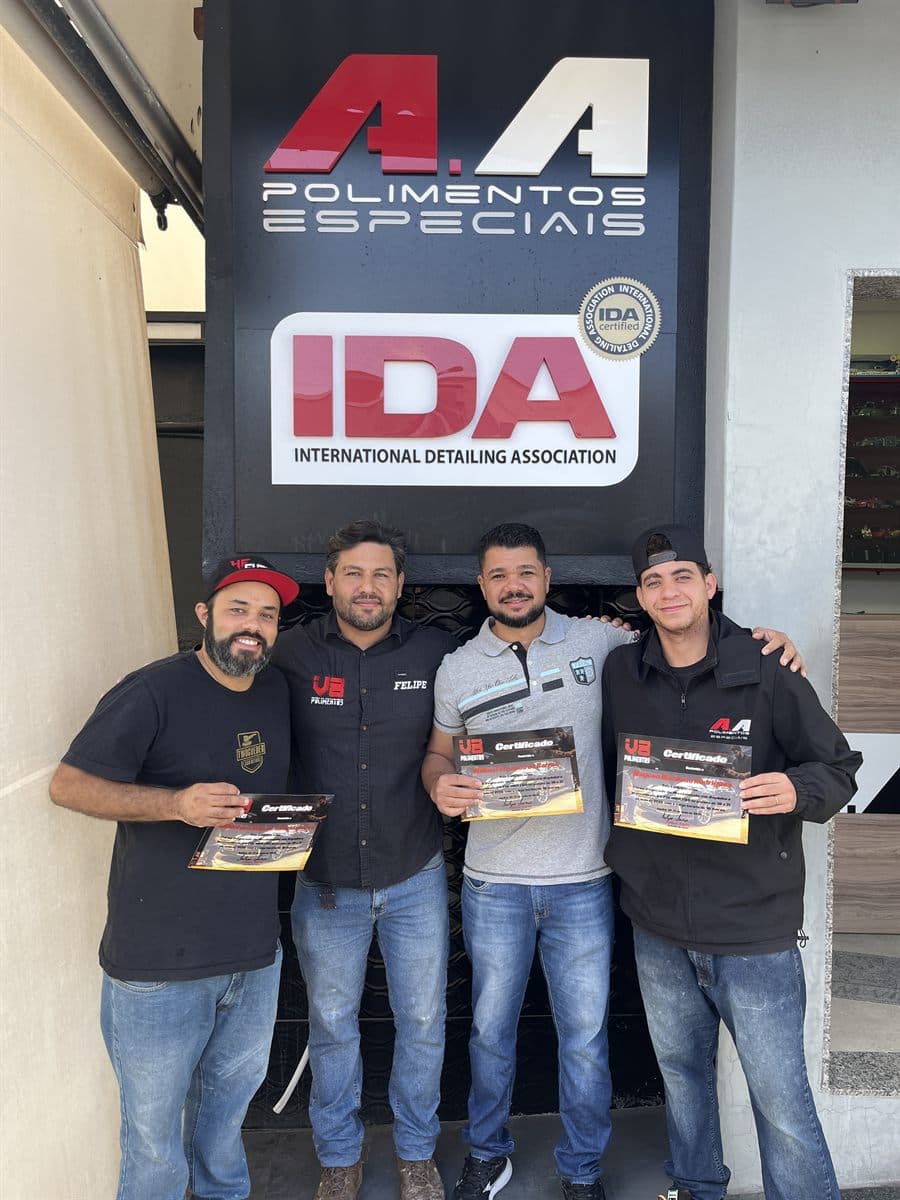 Alunos certificados em parceria com a IDA